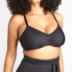 Malia Mills Black Juliette Swim Bikini Top in Size 34:36D/34DD(E)